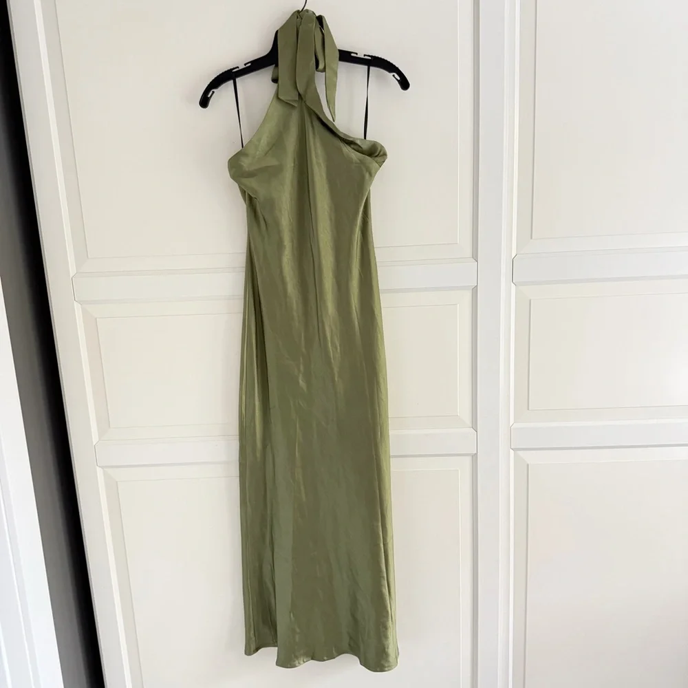 New! Petal + Pup Grasie Olive Green Satin Halter Maxi Dress Size 8 41370 - Picture 6 of 14